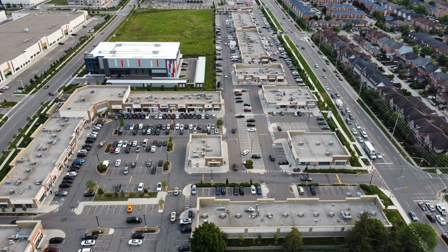 Aerial view of Ridgeway Plaza, showing restaurant rows, parking areas and Ridgeway Drive